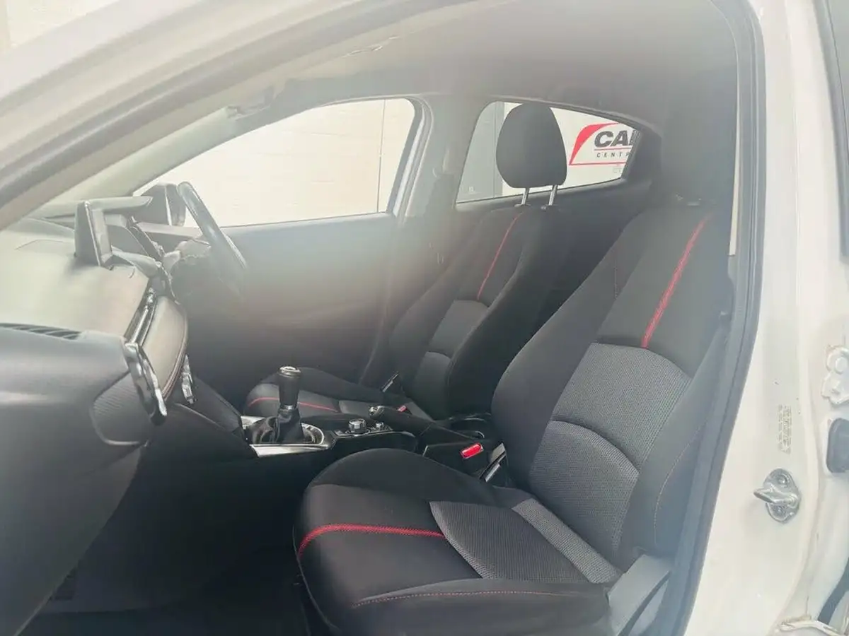 2016-mazda-mazda2-15-sport-big-22