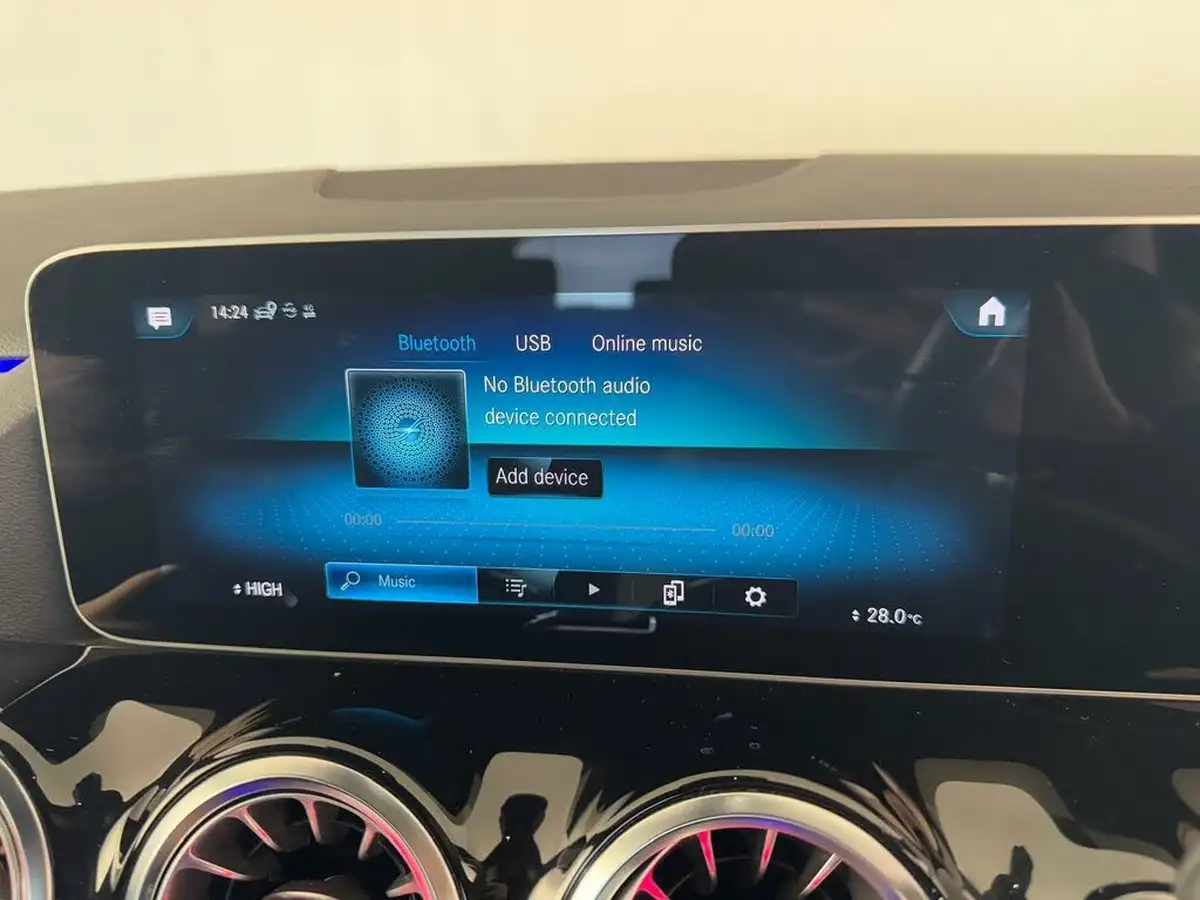 2020-mercedes-benz-b-class-13-b180-amg-line-premium-big-53