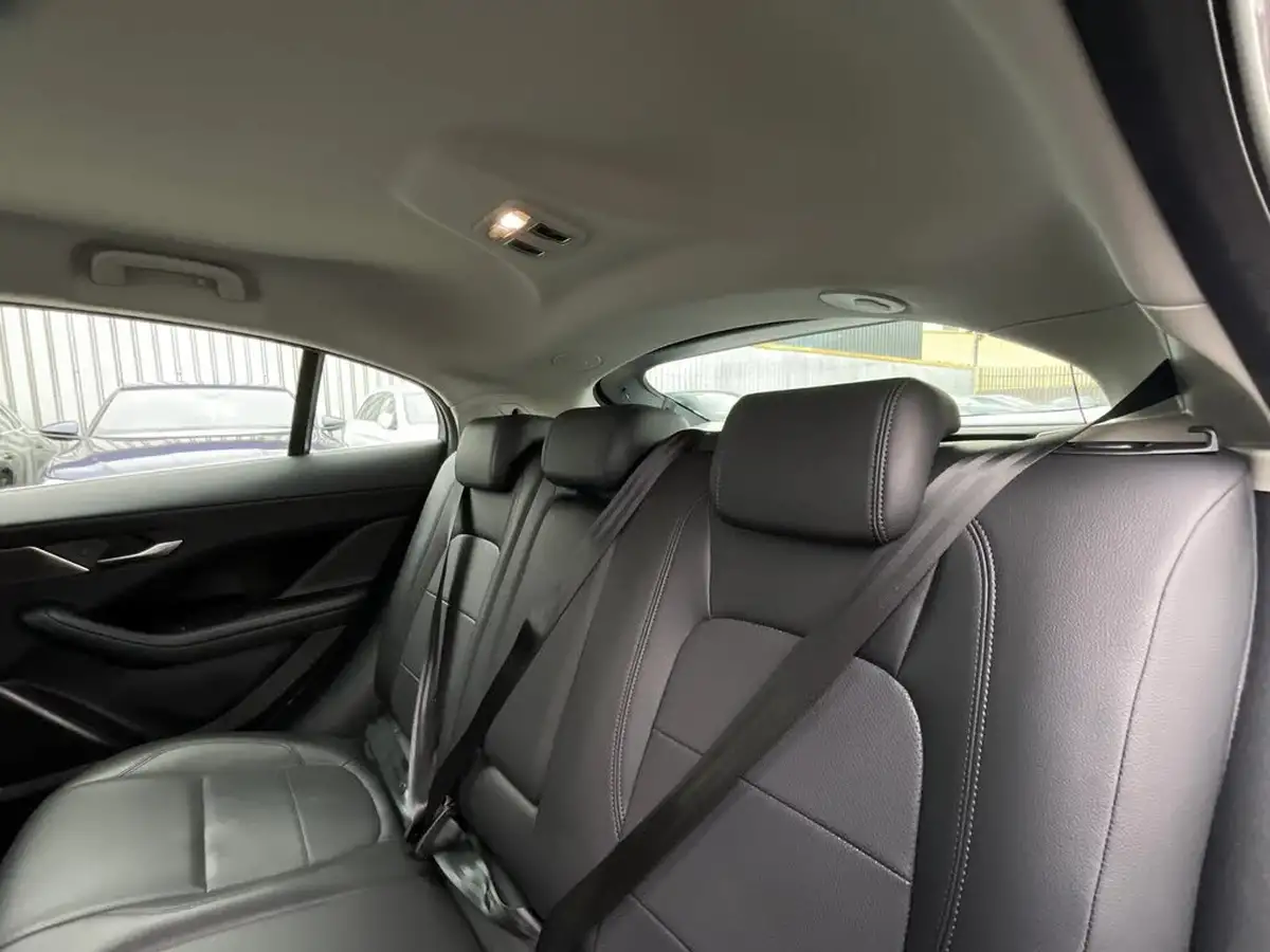 2020-jaguar-i-pace-ev400-s-big-13