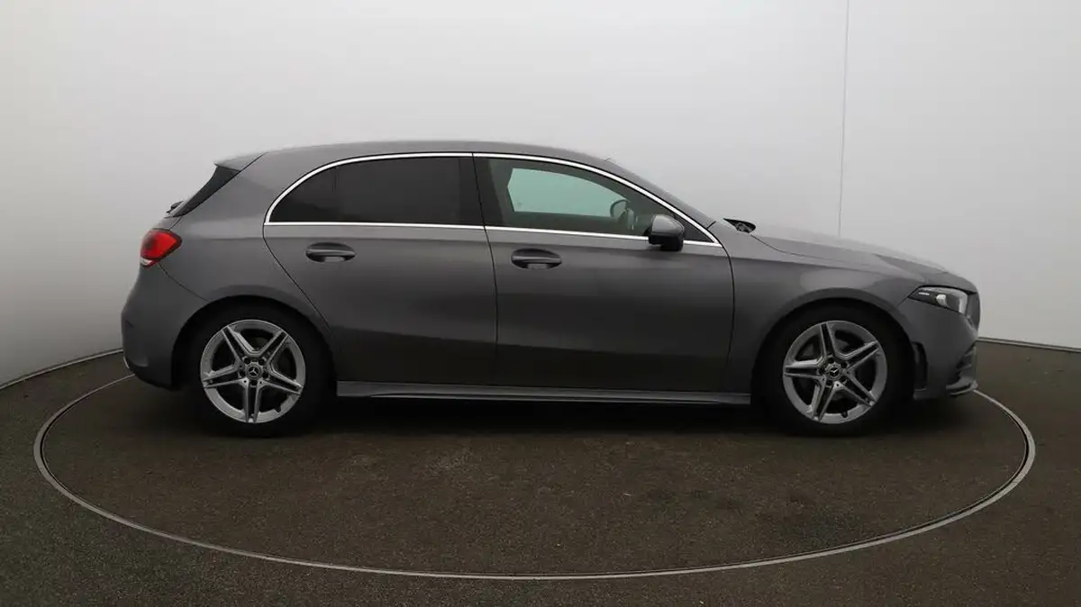 2018-mercedes-benz-a-class-13-a200-amg-line-ss-hatchback-5d-7g-dct-big-46