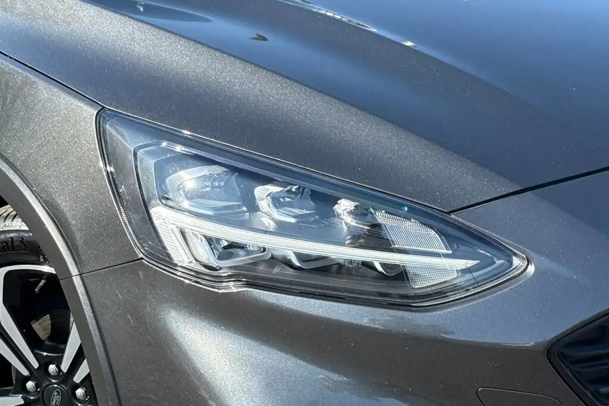 2022-ford-focus-big-24