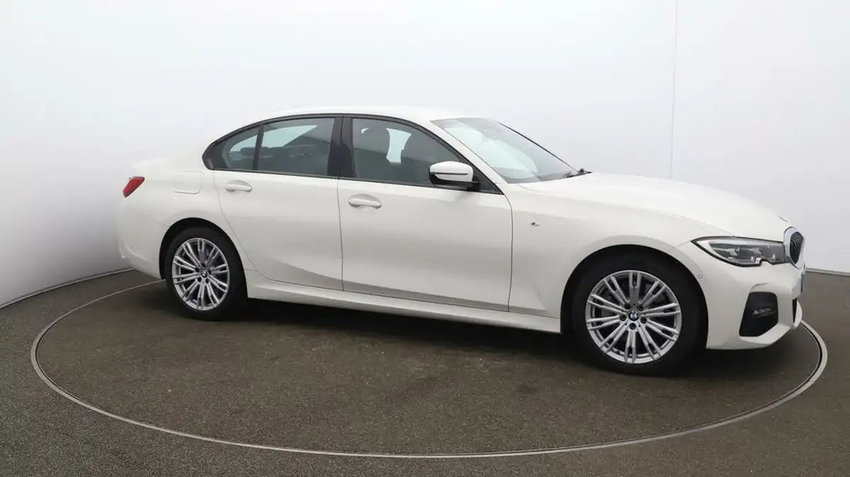 2020-bmw-3-series-20-330e-m-sport-saloon-4d-big-44