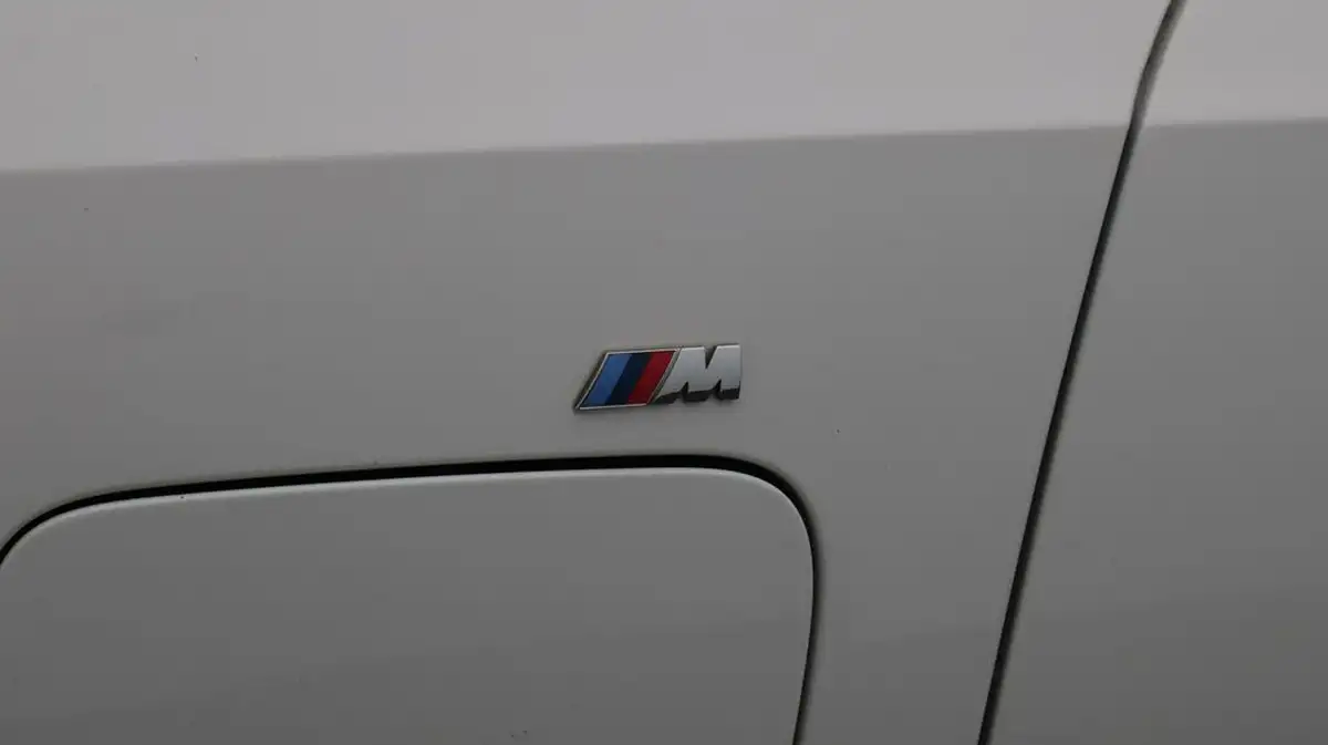 2020-bmw-3-series-20-330e-m-sport-saloon-4d-big-20