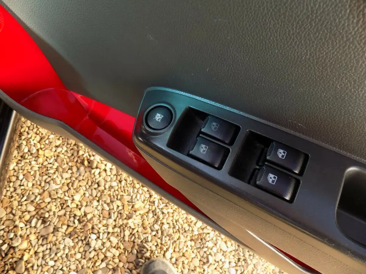 2012-chevrolet-spark-12-ls-big-19