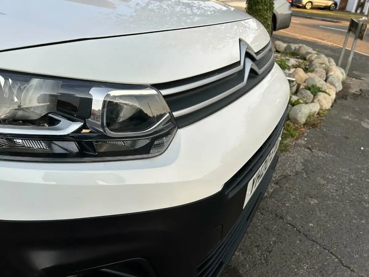 2020-citroen-berlingo-15bluehdi-1000-enterprise-100pseu6dt-e-panel-big-26