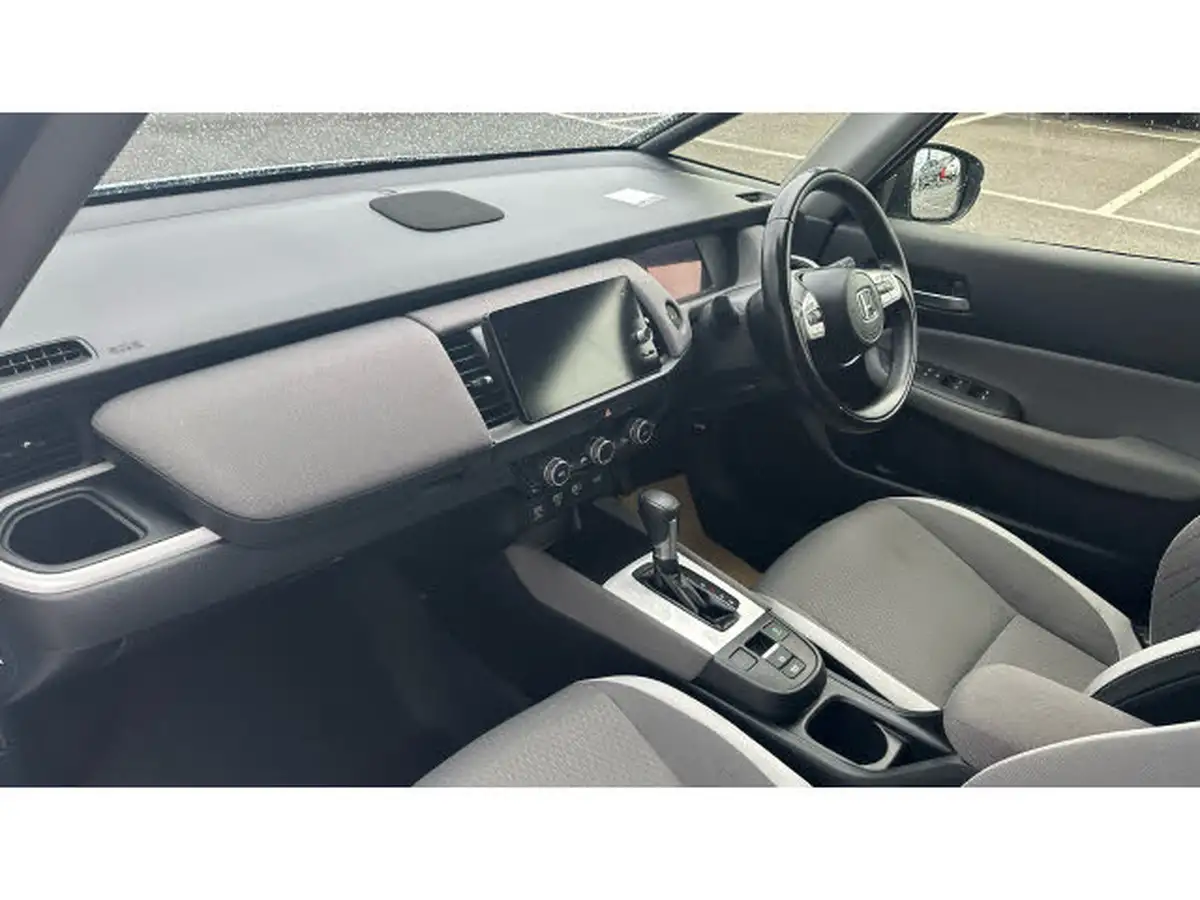 2021-honda-jazz-15-i-mmd-crosstar-ex-109ps-two-tone-big-8