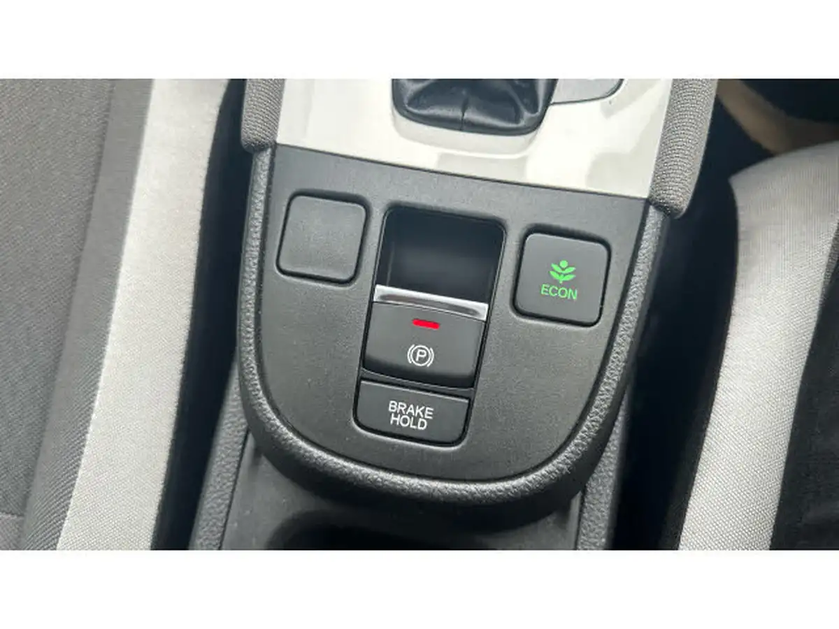 2021-honda-jazz-15-i-mmd-crosstar-ex-109ps-two-tone-big-32