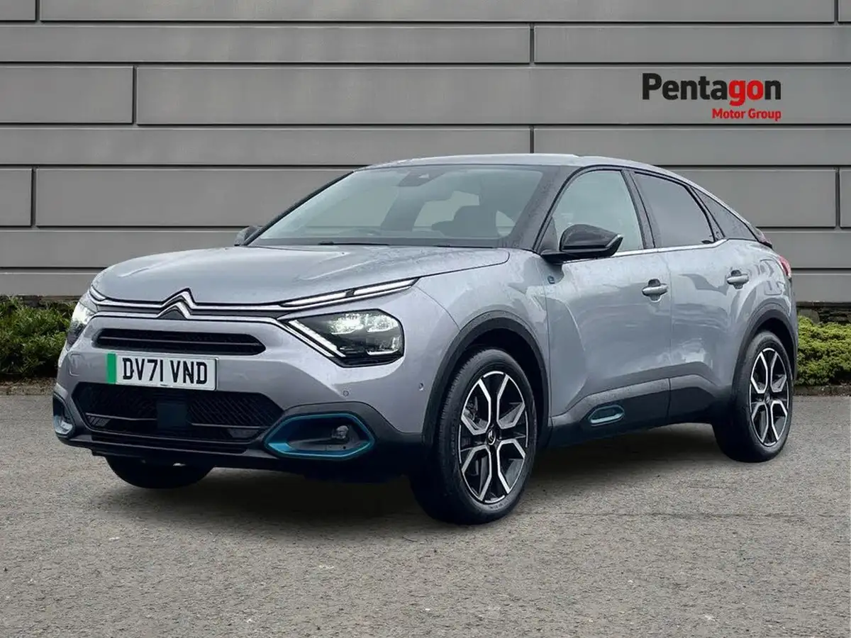 2022-citroen-c4-e-shine-plus-big-2