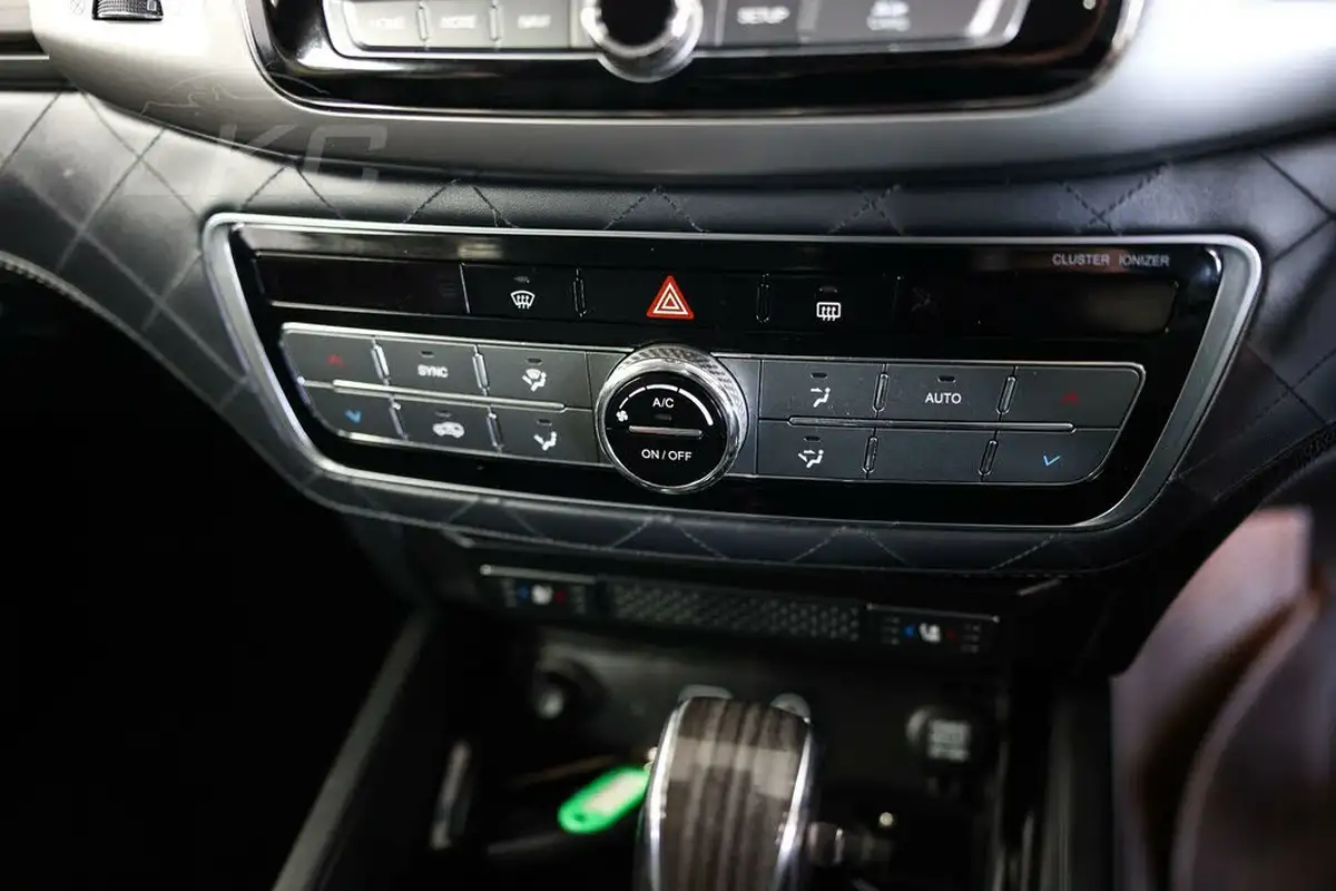 2017-kgm-ssangyong-rexton-22td-ultimate-big-28