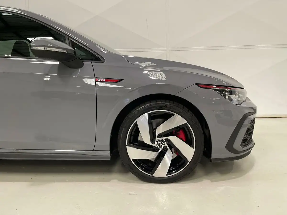 2024-volkswagen-golf-20-tsi-gti-245ps-big-6