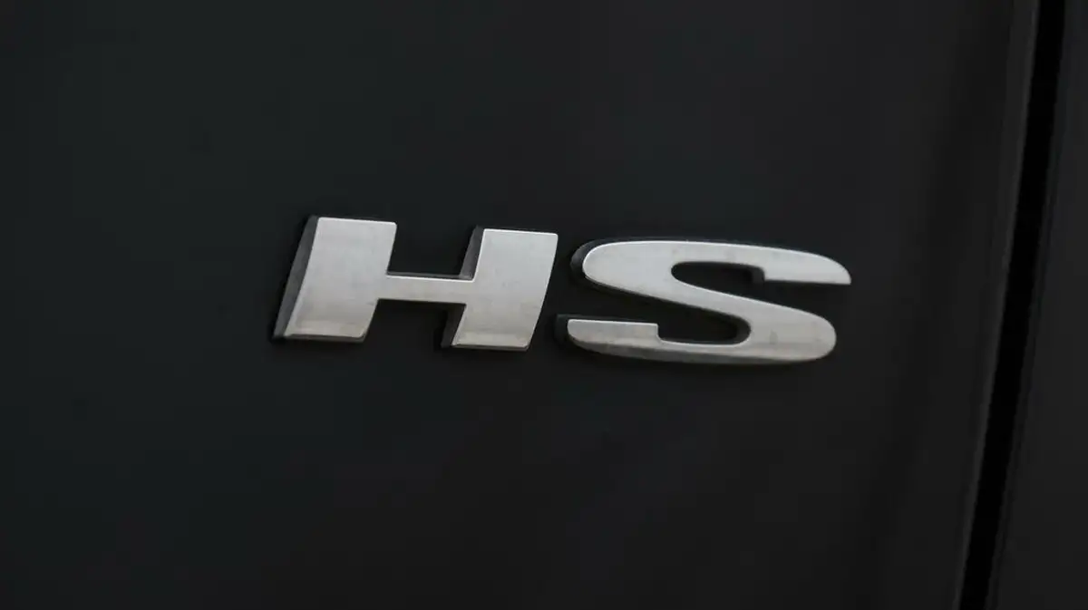 2022-mg-hs-15t-gdi-excite-162ps-big-21
