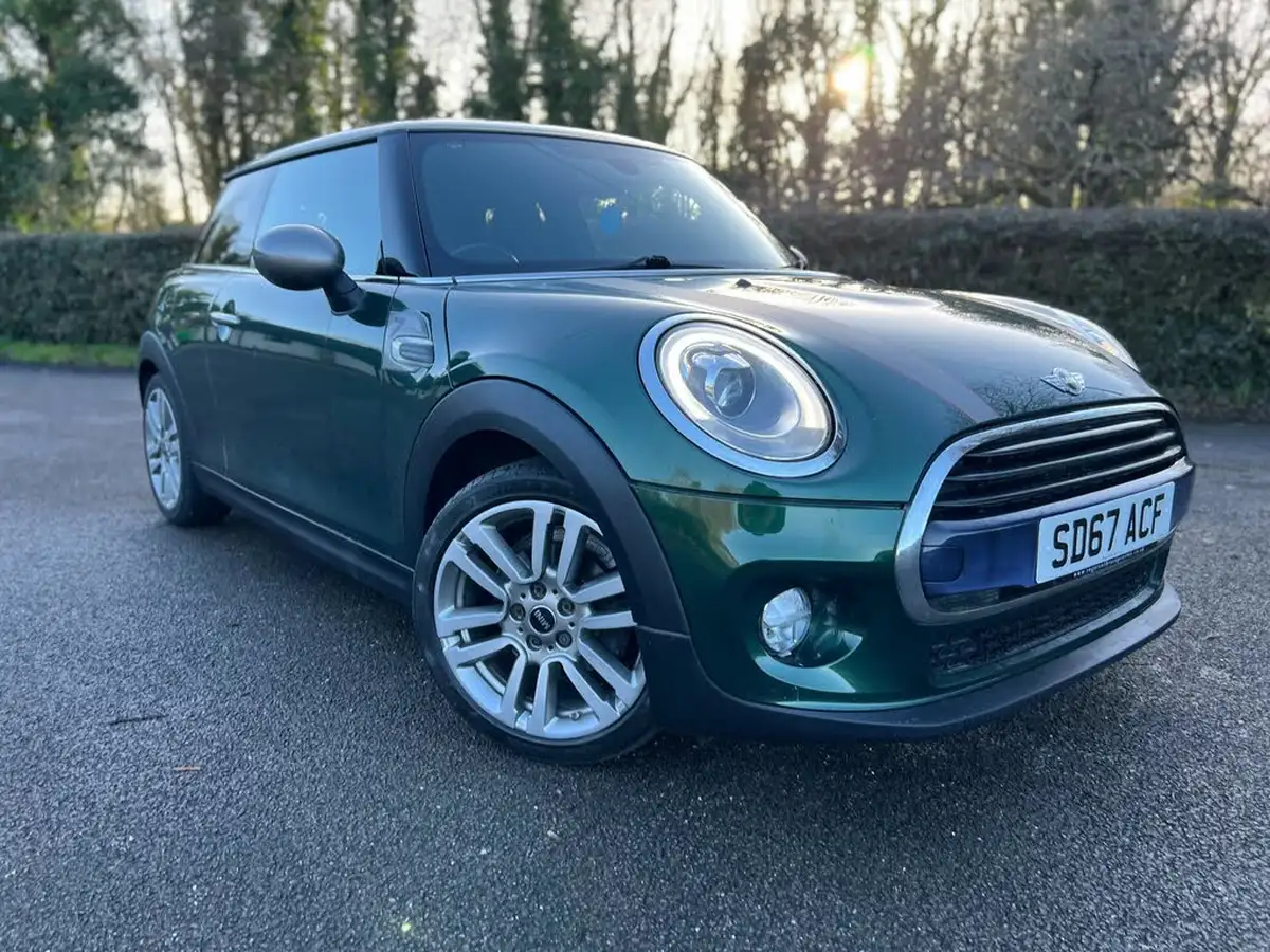2017-mini-cooper-15td-cooper-d-seven-3d-auto-big-0