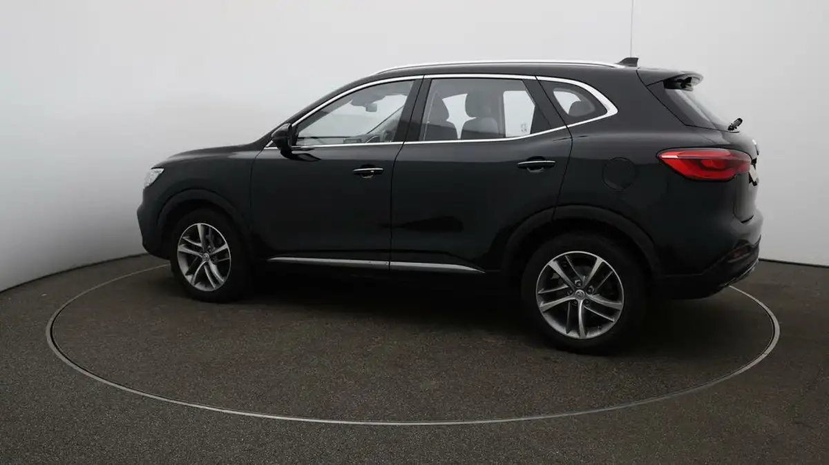 2022-mg-hs-15t-gdi-excite-162ps-big-39