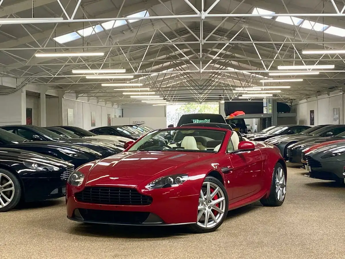 2012-aston-martin-vantage-47-roadster-convertible-sportshift-big-7