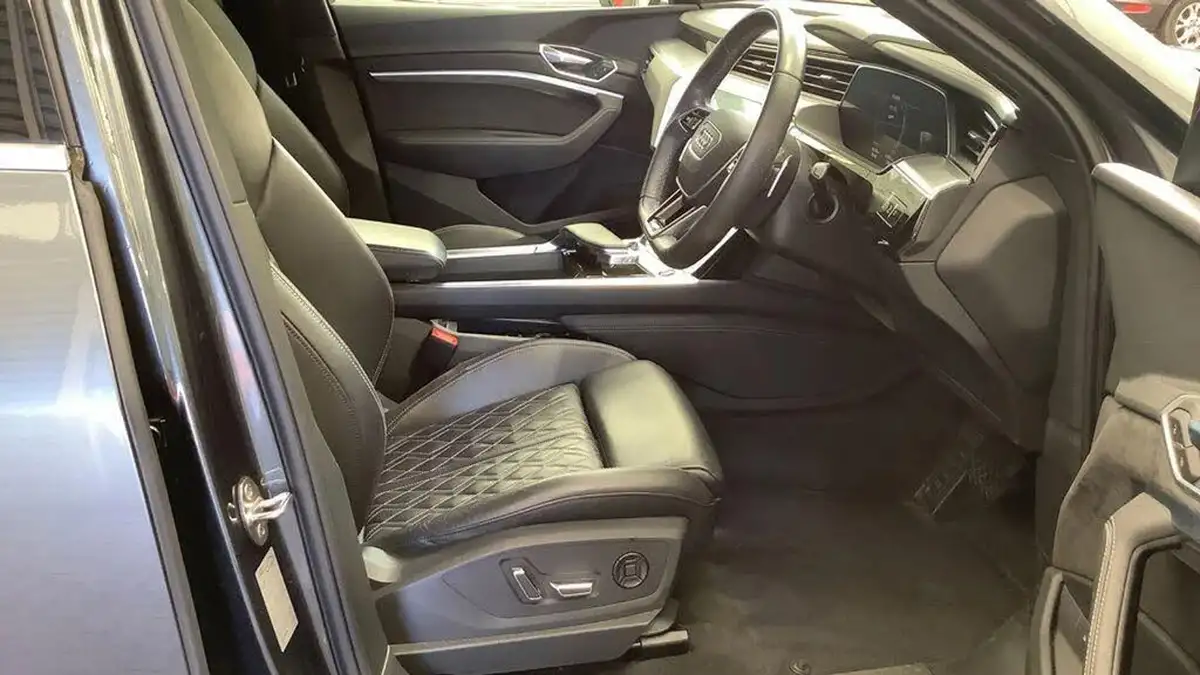 2021-audi-e-tron-e-station-wagon-big-9