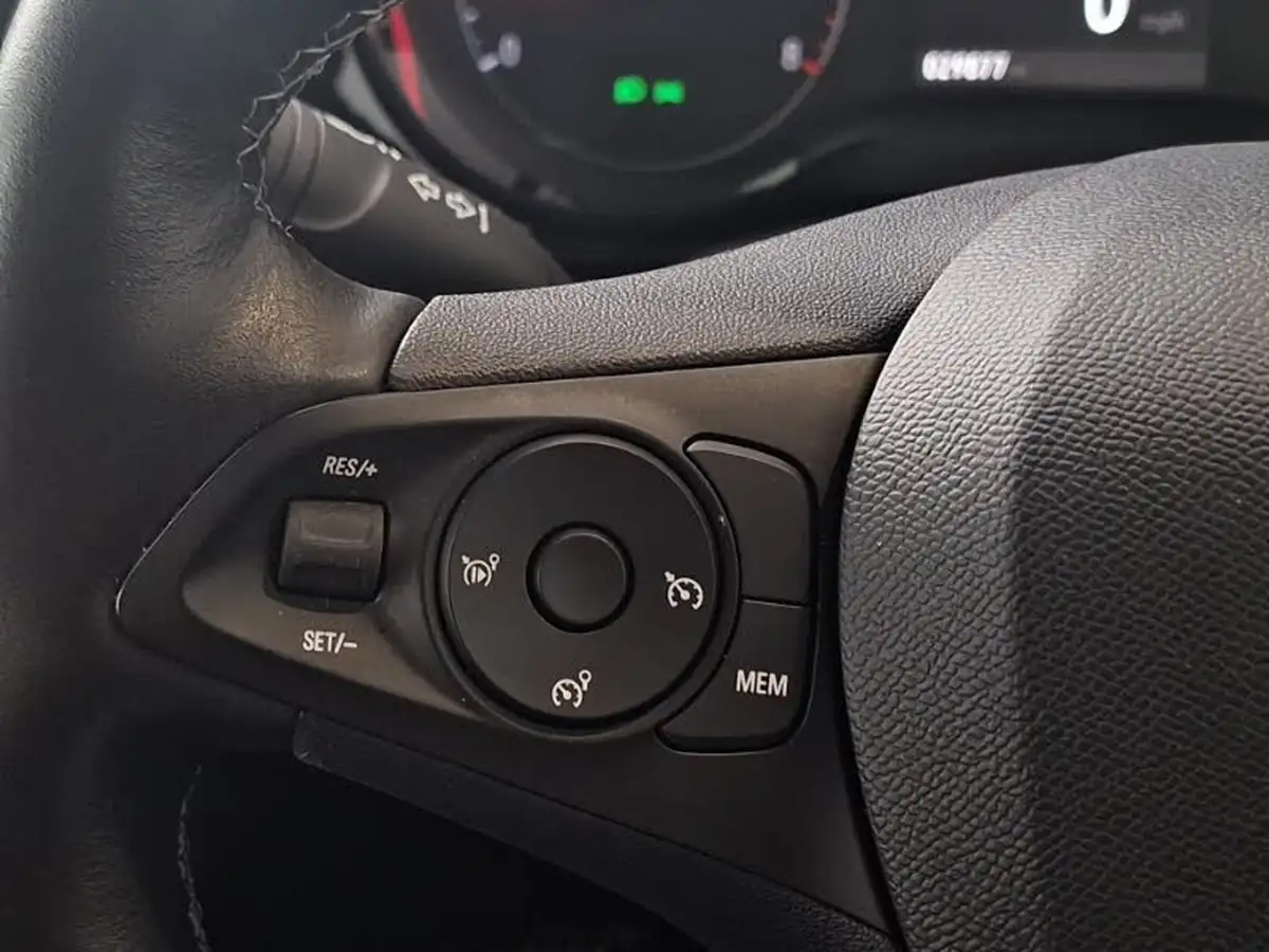 2022-vauxhall-corsa-12-turbo-se-edition-big-13