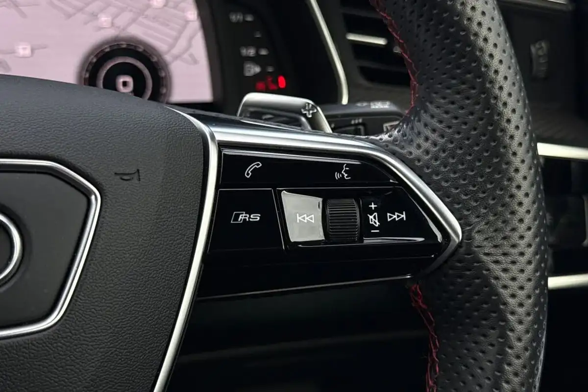 2022-audi-rs6-avant-40-tfsi-vorsprung-big-37