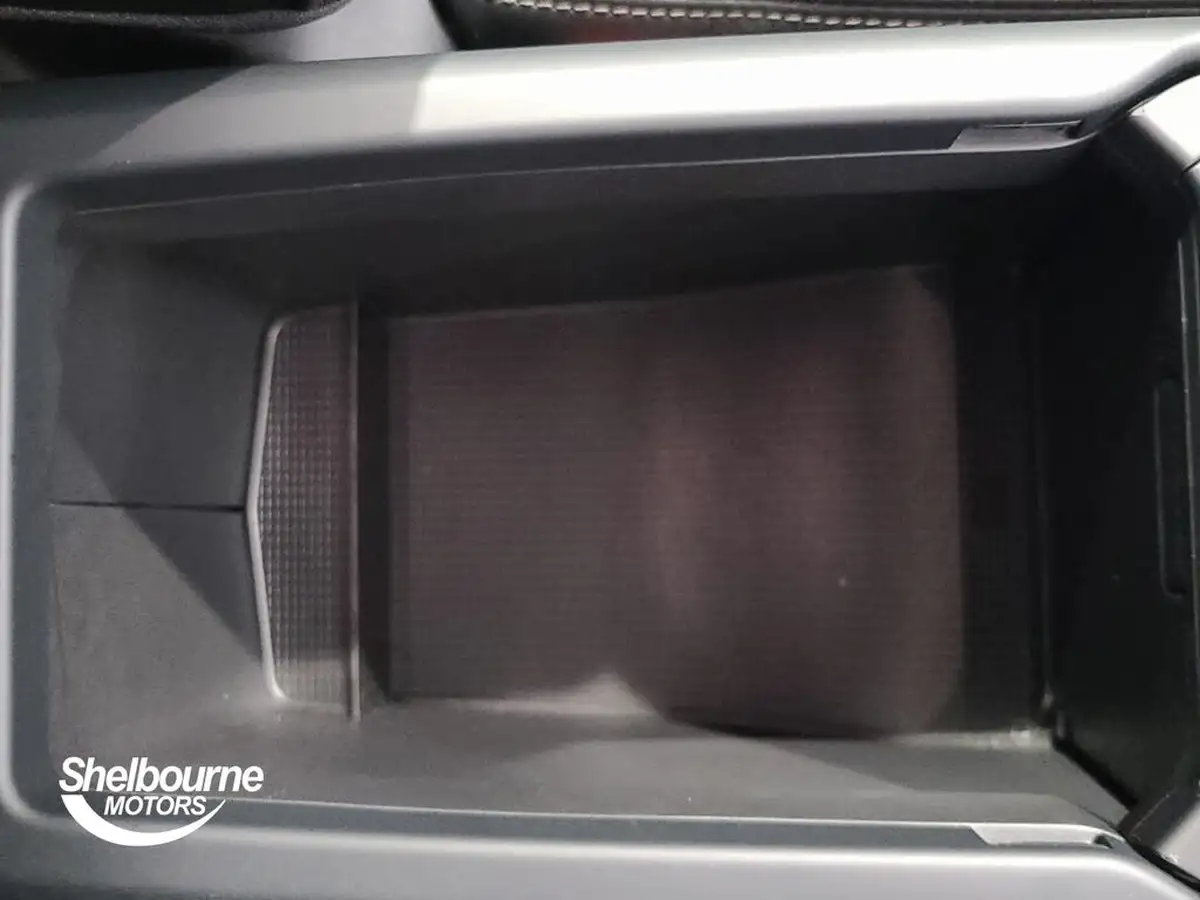 2021-volvo-xc40-15-t3-inscription-pro-161bhp-auto-big-5