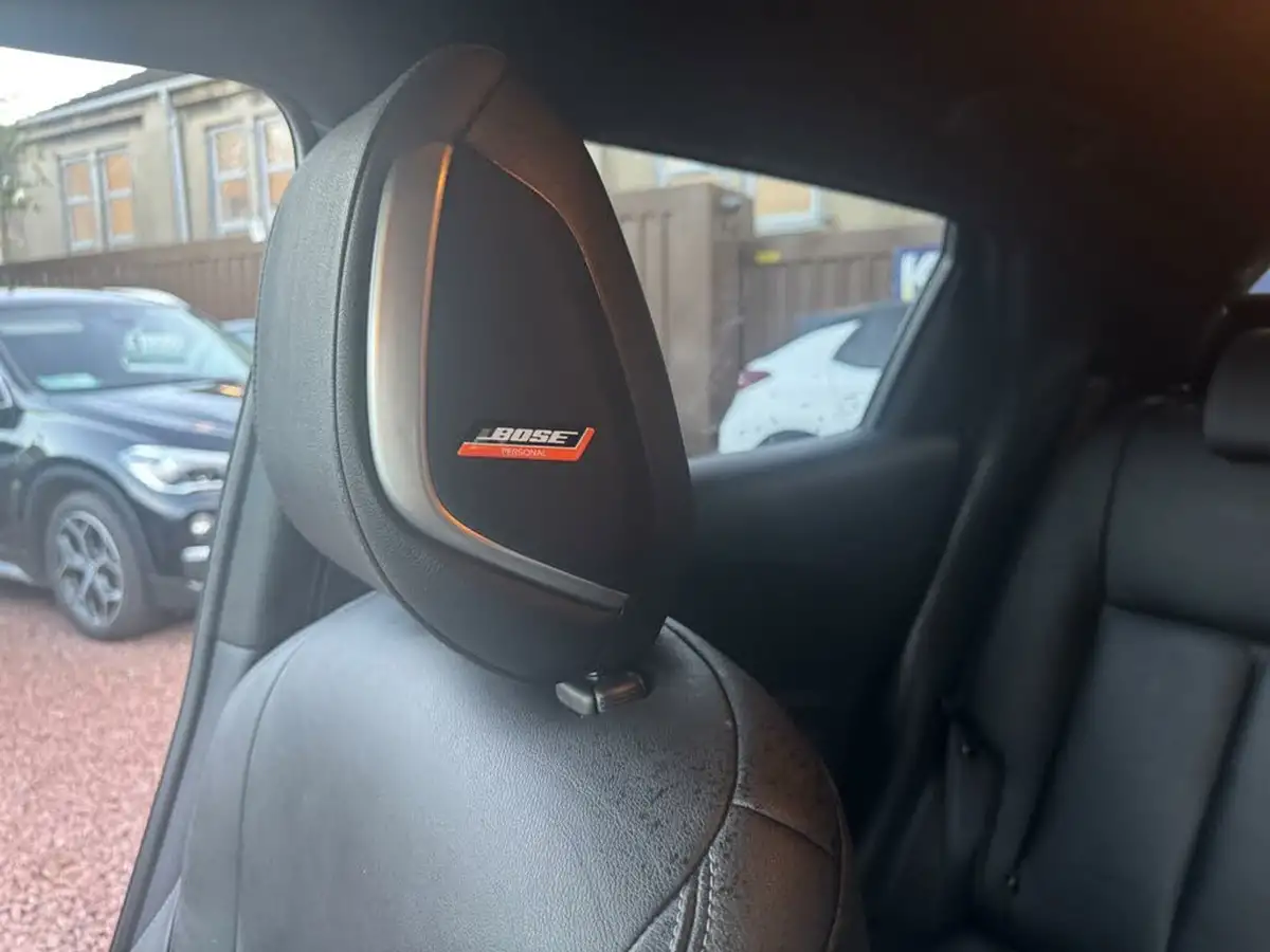 2019-nissan-juke-16-tekna-112ps-ss-big-40