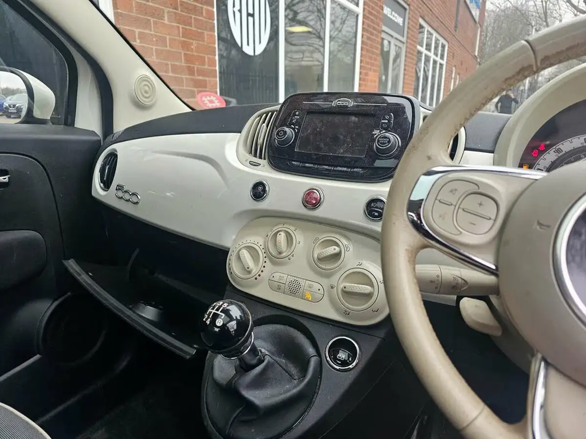 2018-fiat-500-12-lounge-big-14