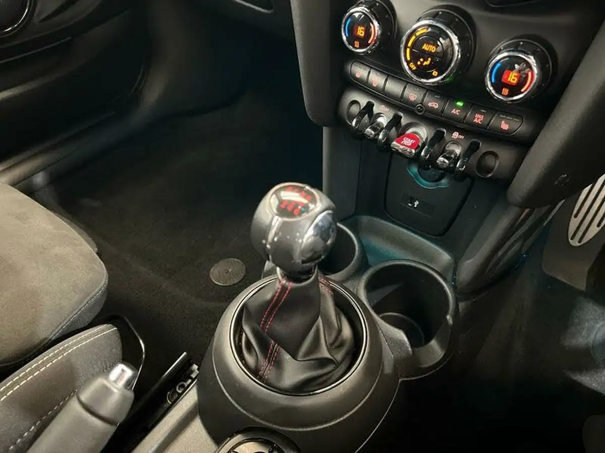 2019-mini-cooper-15-cooper-sport-hatchback-3d-big-19