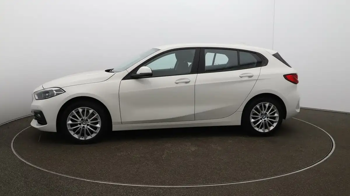 2022-bmw-1-series-15-118i-se-big-56