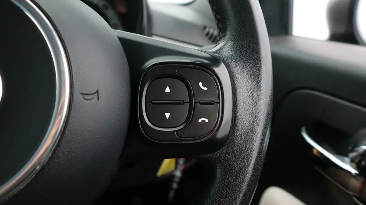 2018-fiat-500-12-s-big-25