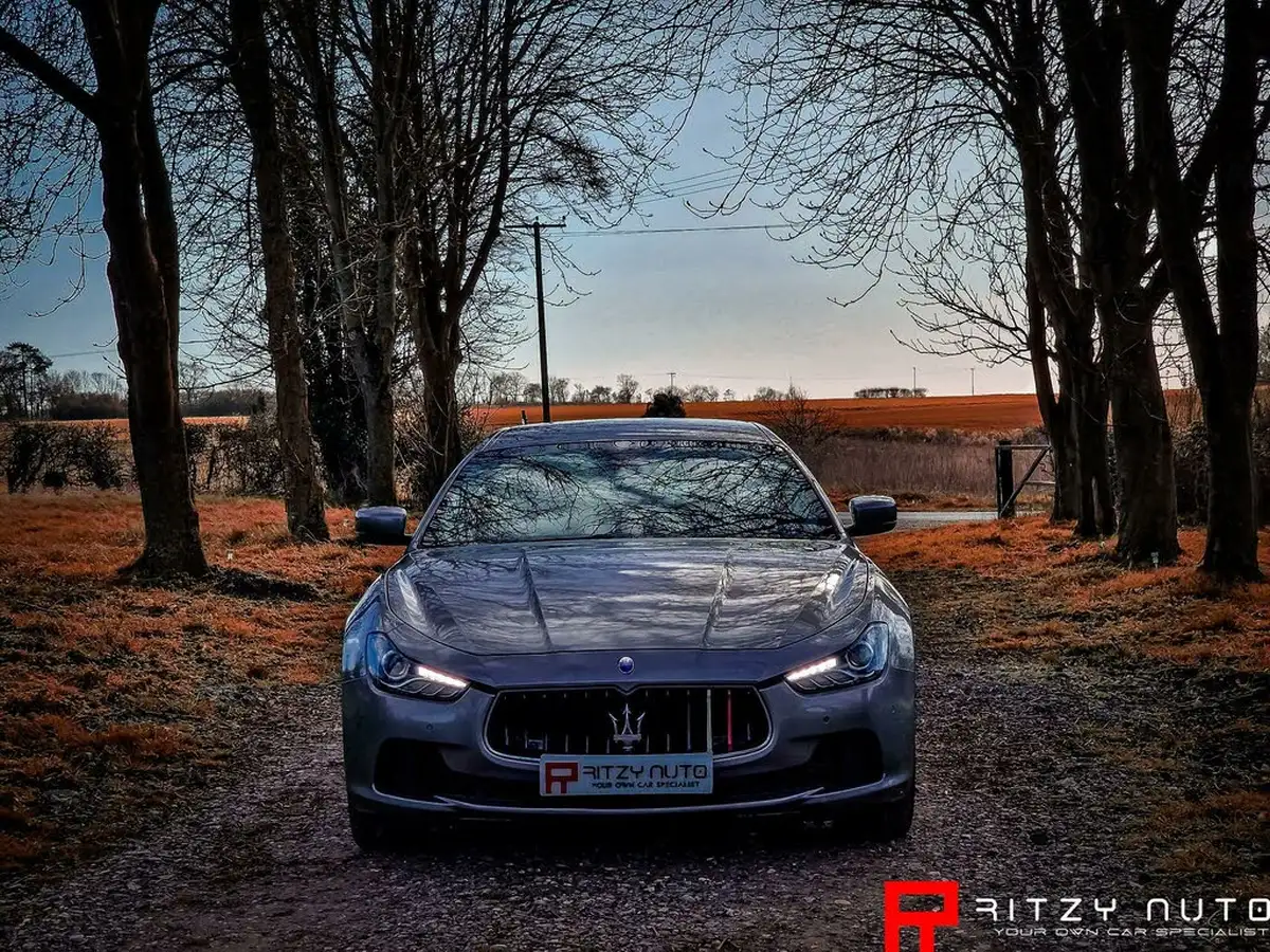 2016-maserati-ghibli-30td-big-75