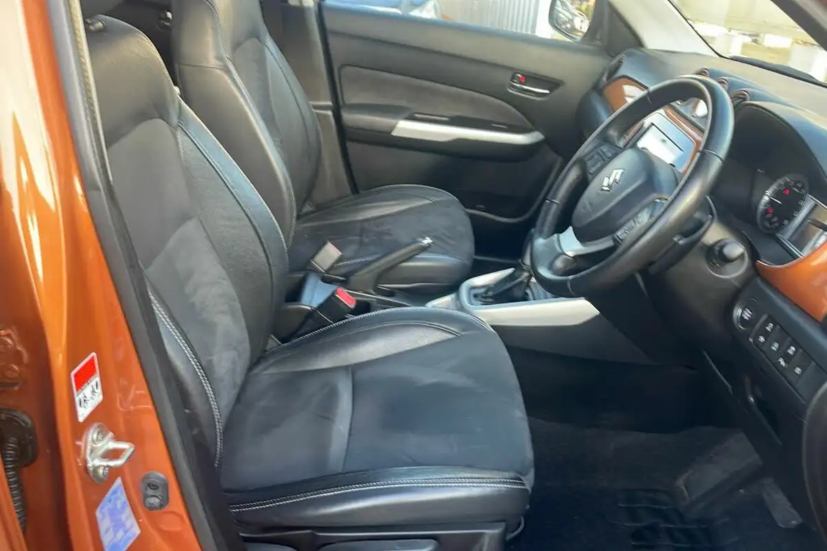 2016-suzuki-vitara-16-sz5-auto-big-24