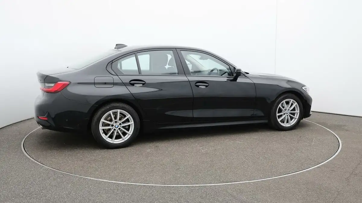 2021-bmw-3-series-20td-318d-se-pro-mht-saloon-4d-auto-big-42