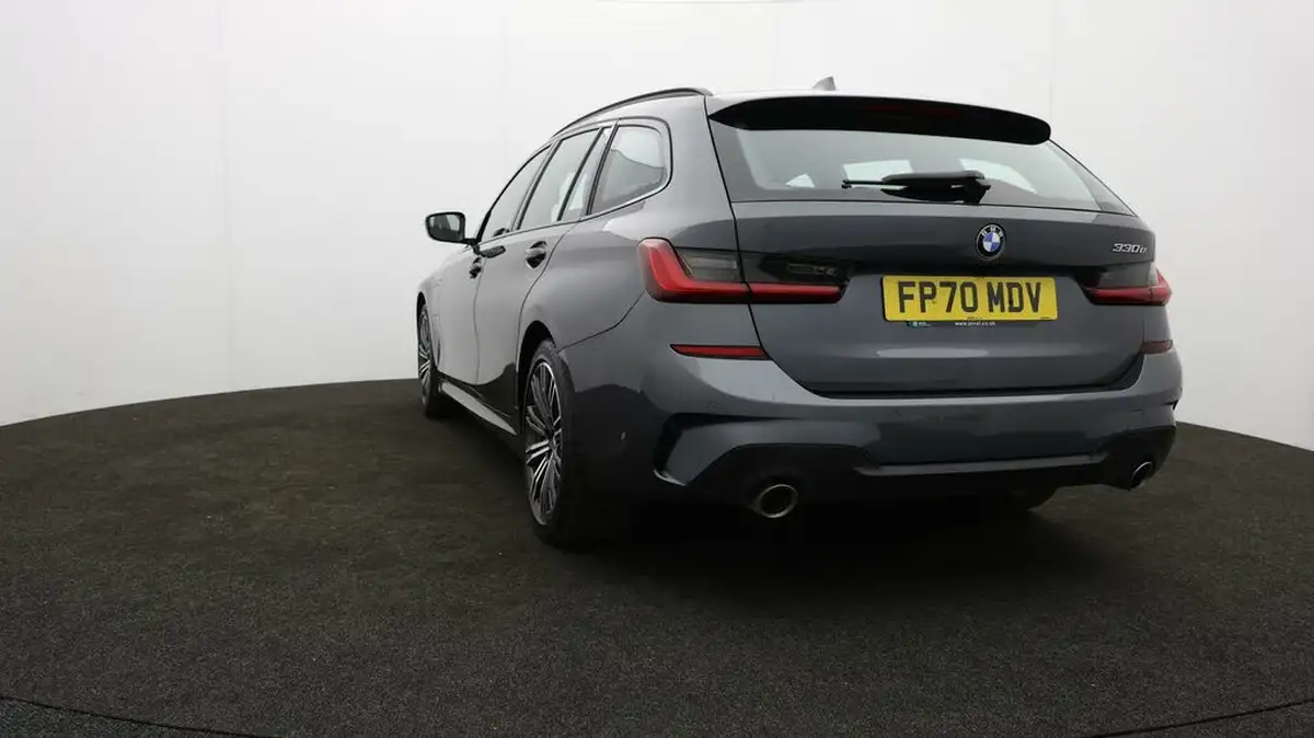 2020-bmw-3-series-20-330e-m-sport-tech-pack-touring-5d-big-30