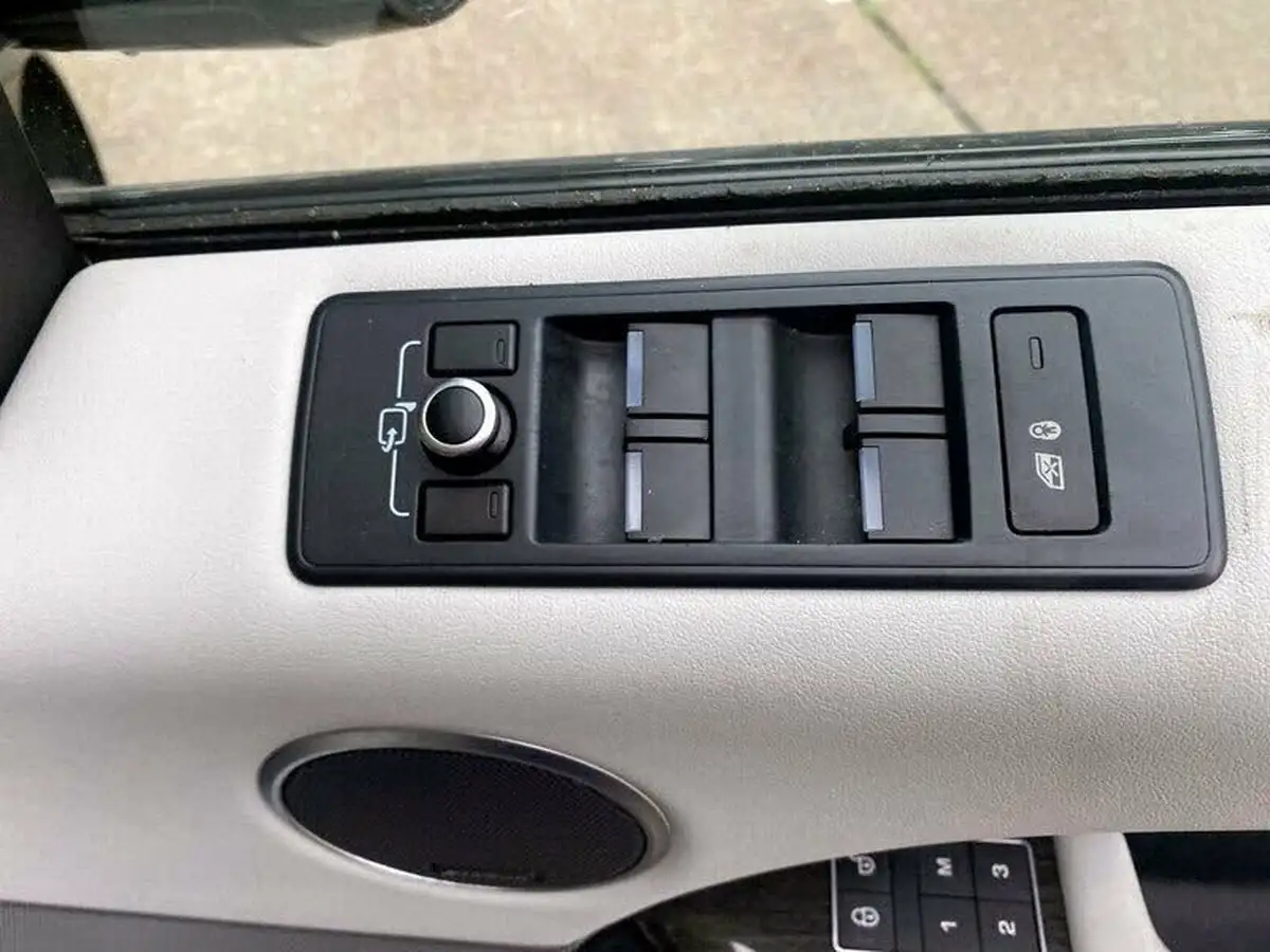 2016-land-rover-range-rover-sport-30-sd-v6-hse-30sd-306bhp-awd-auto-big-7