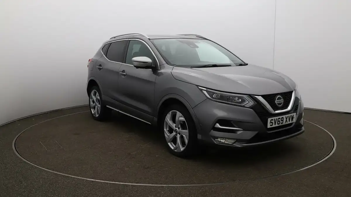 2019-nissan-qashqai-17dci-tekna-4x4-cvt-big-35