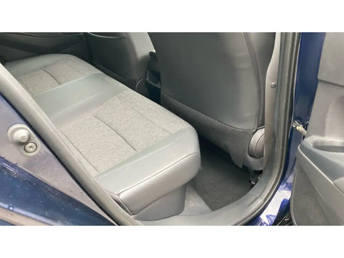 2022-toyota-corolla-18-vvt-i-design-120bhp-trk-hatchback-5d-big-11