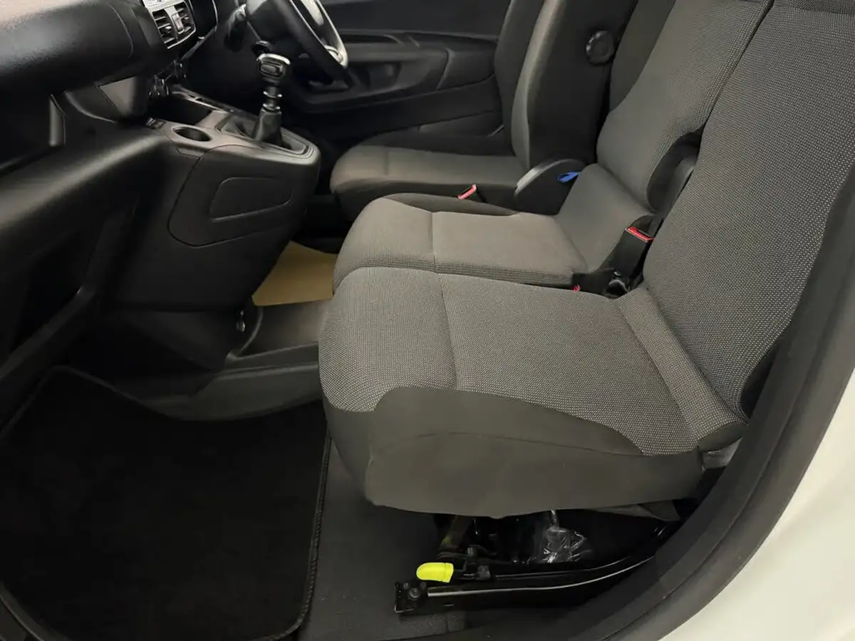 2021-citroen-berlingo-15bluehdi-950-enterprise-pro-100pseu6d-big-32