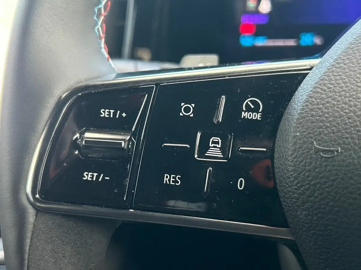 2024-renault-scenic-e-tech-e-esprit-alpine-big-21