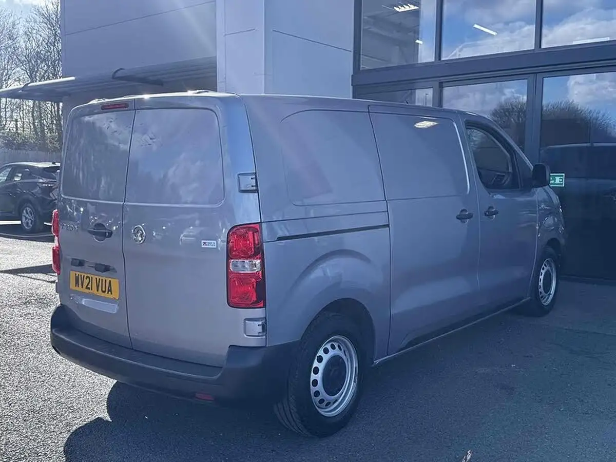 2021-vauxhall-vivaro-15td-2700-l1h1-edition-100pseu6dt-big-14