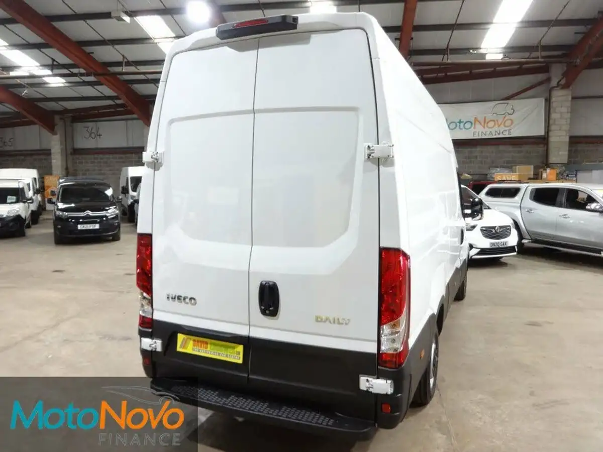 2021-iveco-daily-s-class-23td-35s14v-business-3520mm-h2-136pseu6dt-big-4