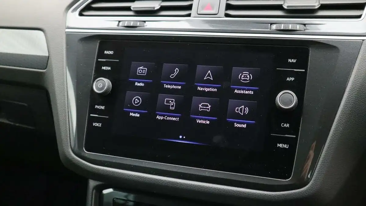 2022-volkswagen-tiguan-15-tsi-life-150ps-big-7