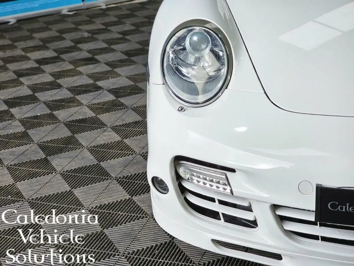 2009-porsche-911-36-turbo-480bhp-cabriolet-auto-big-34