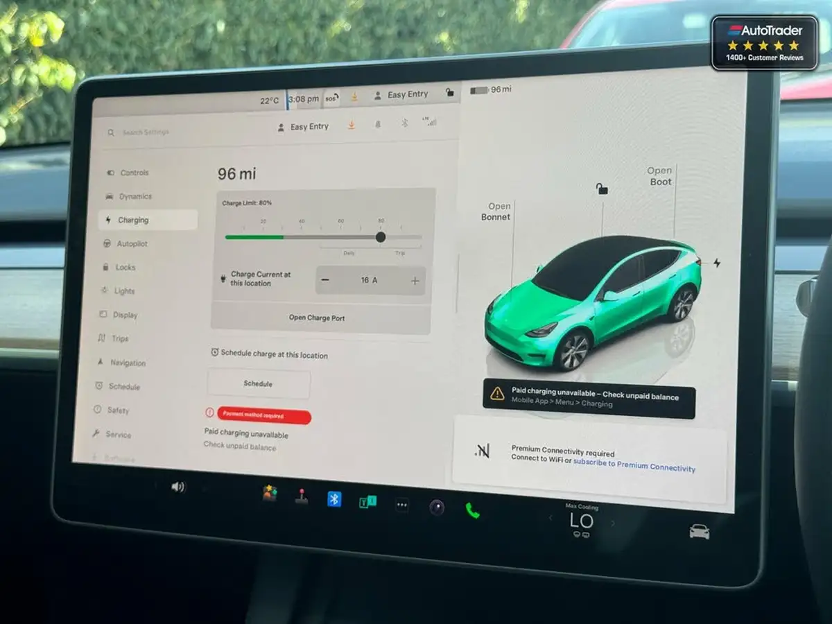 2022-tesla-model-y-e-long-range-big-18