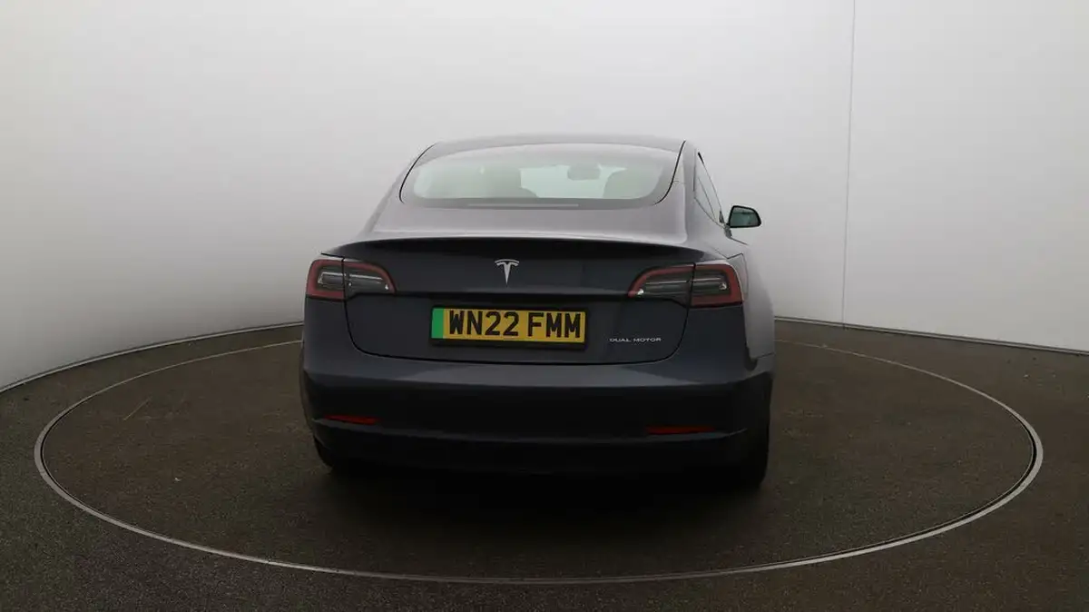 2022-tesla-model-3-e-long-range-big-6