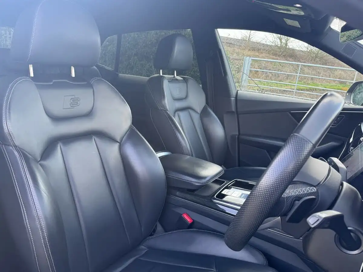 2021-audi-q8-30-50-tdi-black-edition-big-7