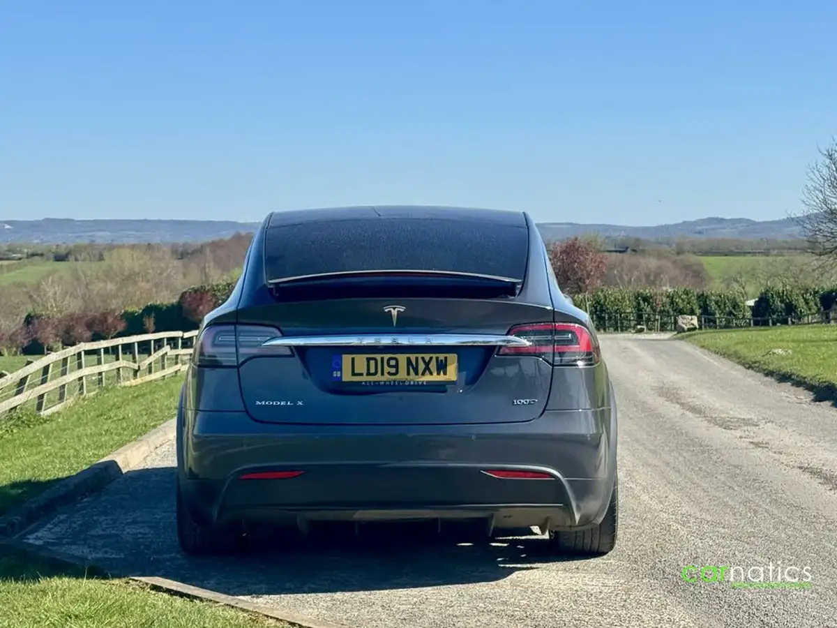 2019-tesla-model-x-e-100d-big-3