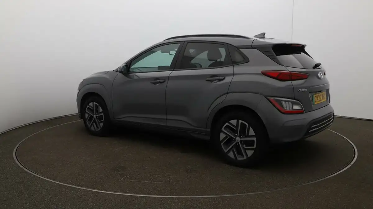 2022-hyundai-kona-e-premium-204ps-64kwh-7kw-obc-big-32