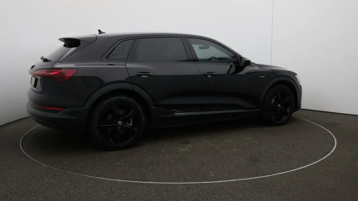 2020-audi-e-tron-50e-technik-big-50
