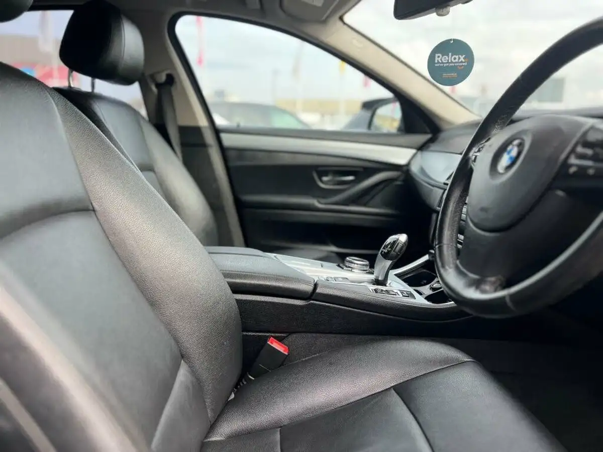 2014-bmw-5-series-30td-530d-se-258bhp-saloon-4d-auto-big-9