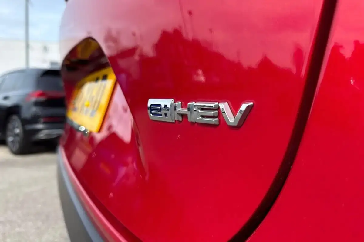 2022-honda-hr-v-15-i-mmd-elegance-big-36