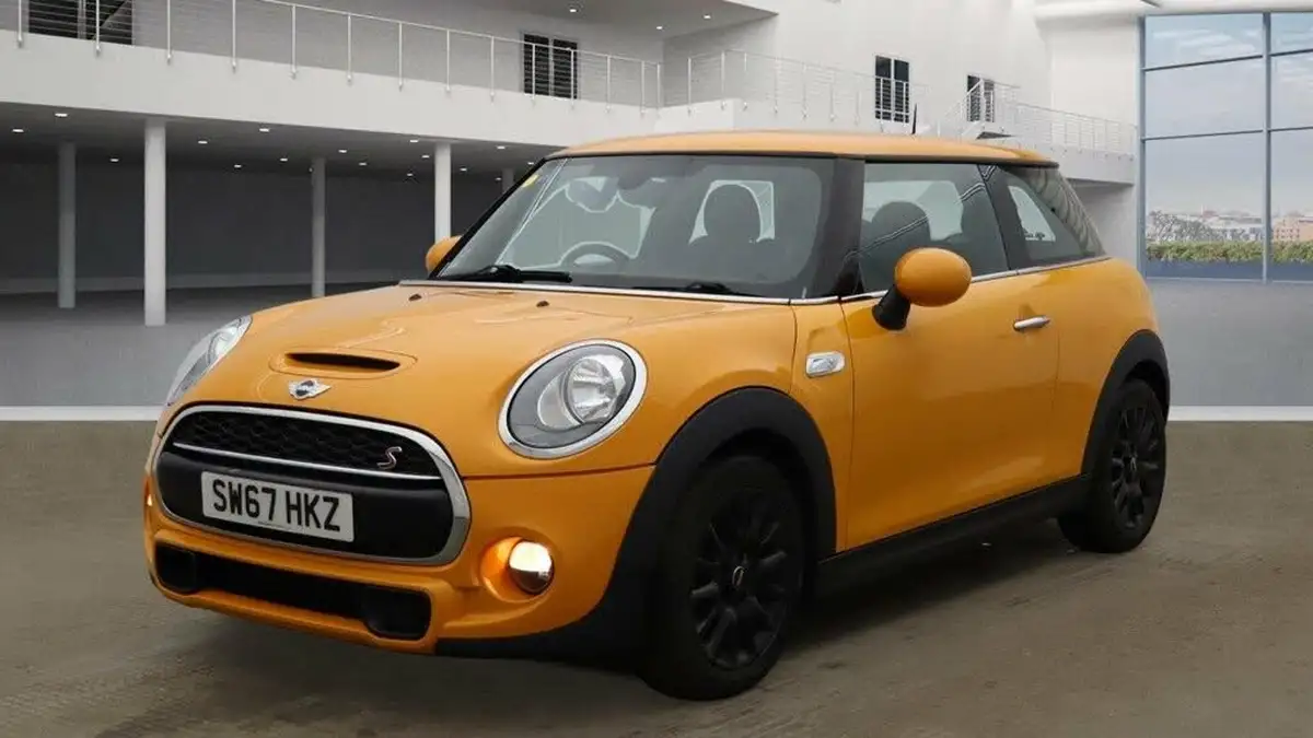 2017-mini-cooper-20-cooper-s-ss-hatchback-3d-sport-auto-big-7