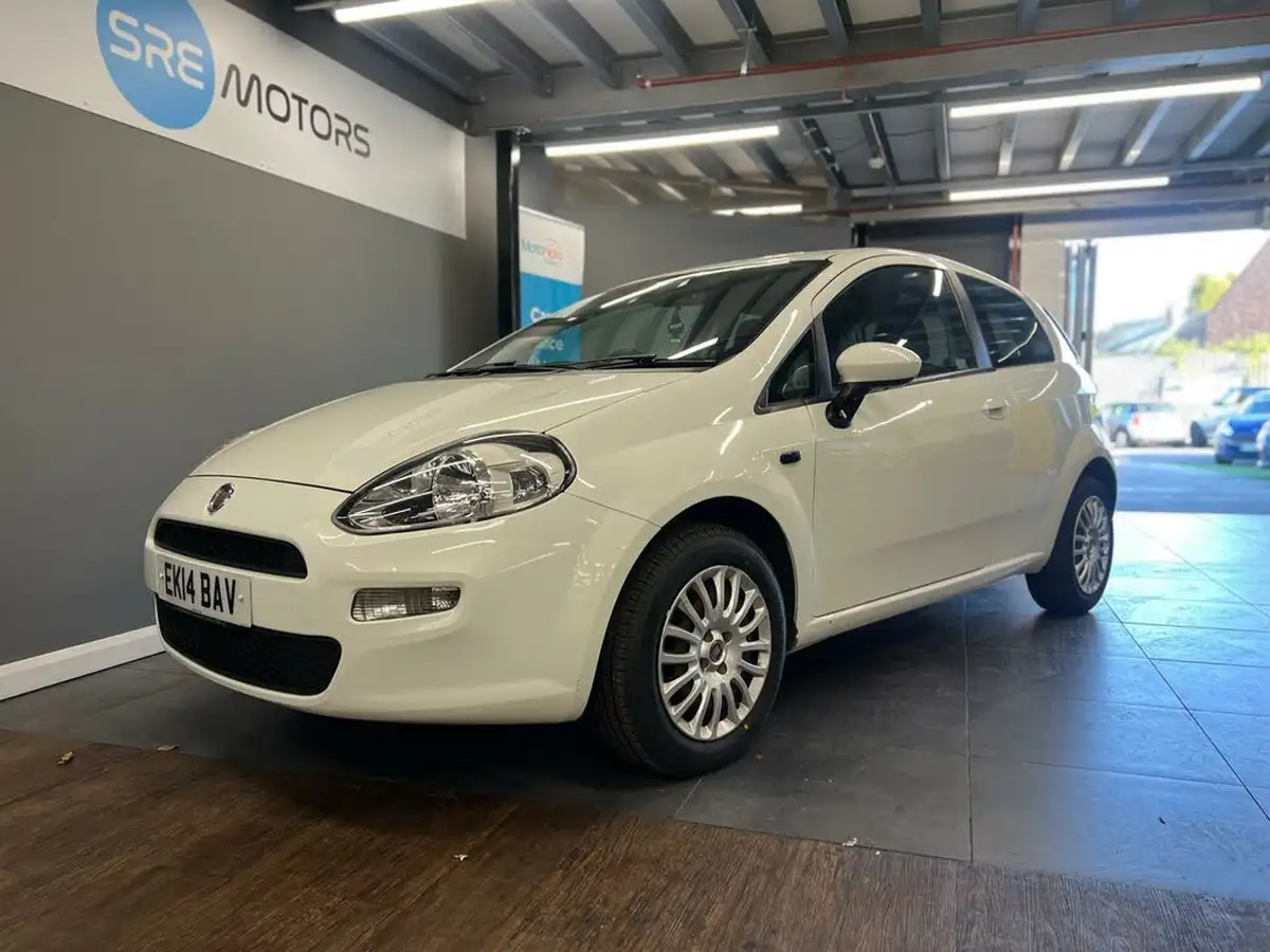 2014-fiat-punto-12-pop-3d-big-1